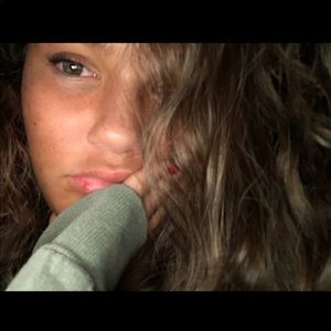 Meet your Posher, Molly